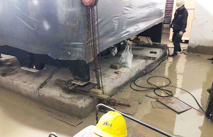 杭州萧山机场三期T4航站楼主机房安装金诺水泵减震器案例！